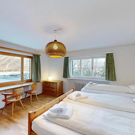 Pradatsch Apartman *